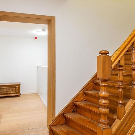 Guesthouses By Hotel Van Eyck Maaseik Bagian luar foto